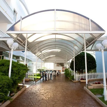 Cabot Hobby Club Hotel