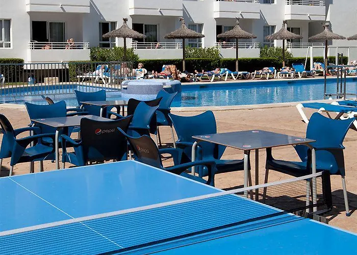 Отель Cabot Hobby Club