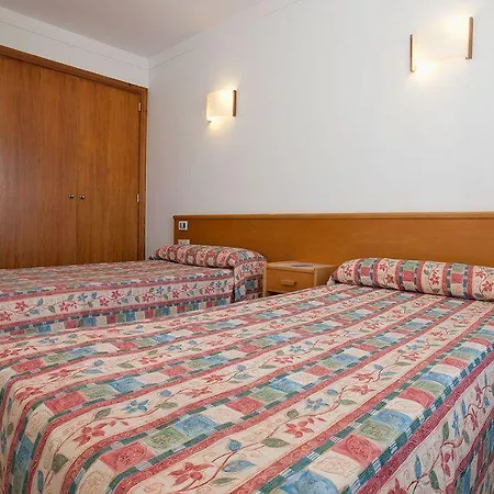 Hobby Club Apartment *