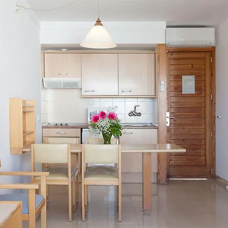 Cabot Hobby Club فندق بورت دي بوينسا